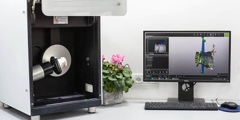 מעבדת שיניים