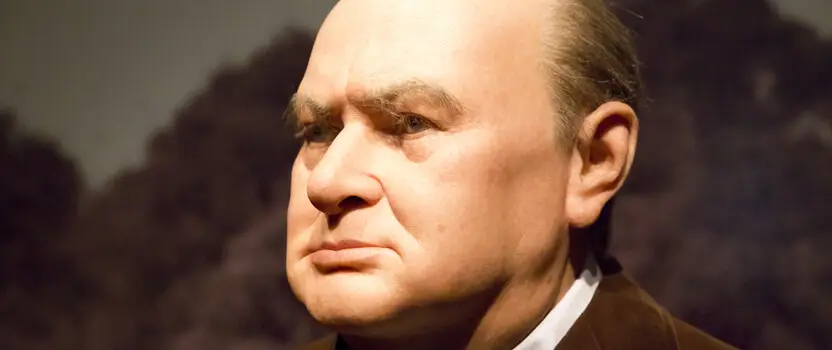 בקושי חיוך... ווינסטון צ'רצ'יל